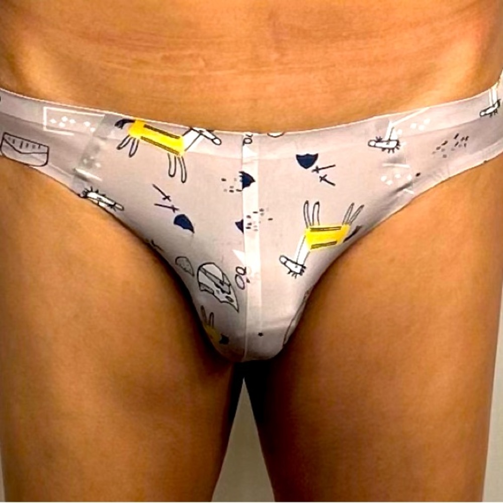 Seamless underwear